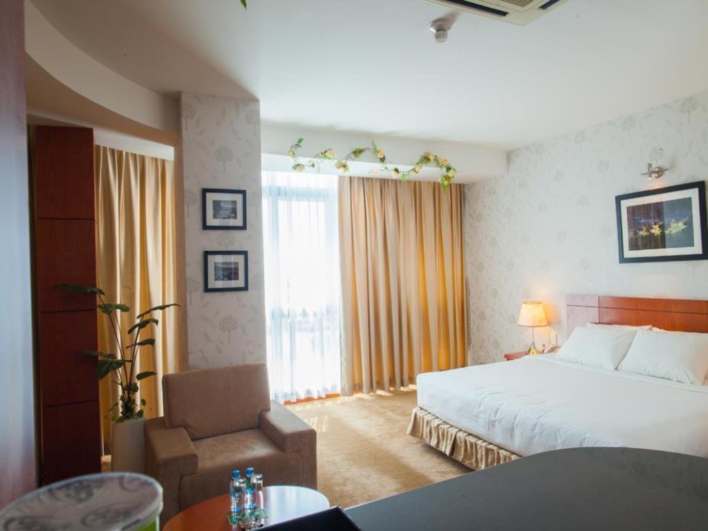 River Hotel Ha Tien Εξωτερικό φωτογραφία